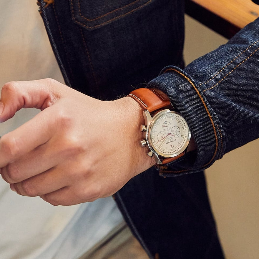 How To Wear a Watch: the Ultimate Guide