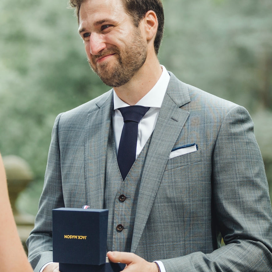 6 Wedding Gift For Husband Ideas